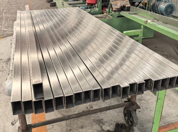 揭阳建筑工程行业用不锈钢无缝钢管